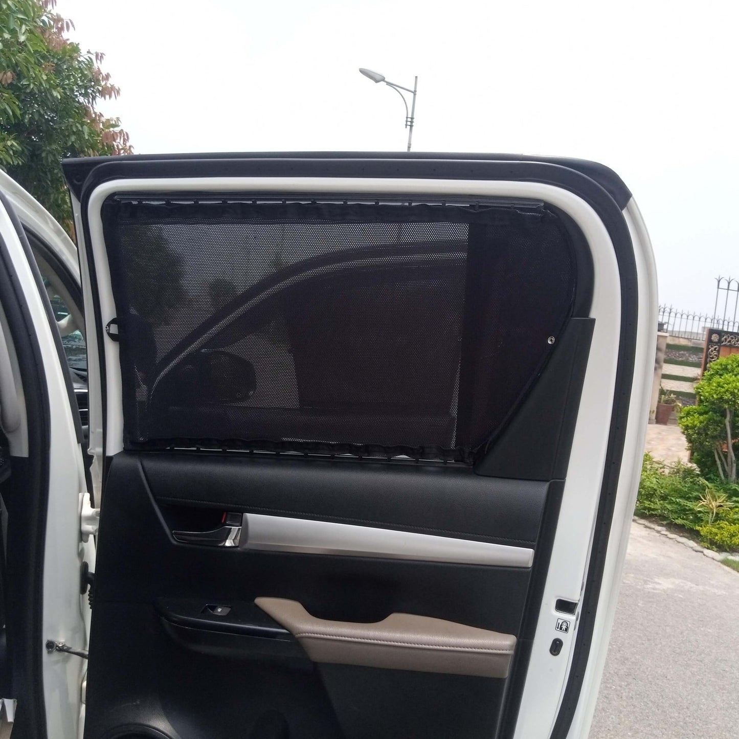 Toyota Hilux 8th (Revo) Car Curtains (2016/2024)